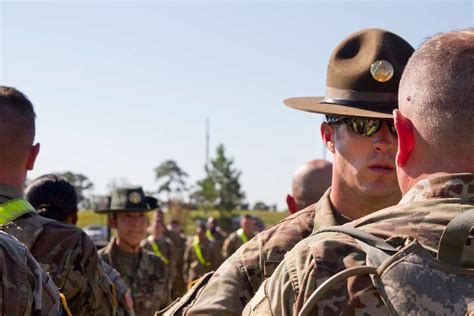 The Us Army Drill Sergeant Academys Newest Candidates Nara And Dvids