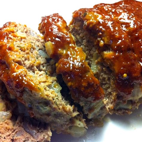 For rare meat cook for 20 minutes per pound, for medium cook for 30 minutes per pound, and for well done cook. Easy Meatloaf | Delish Cooks