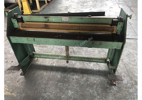 Used Qps Guillotine 1250 X 1 5mm Sheet Metal Cutter 4 Foot Manual