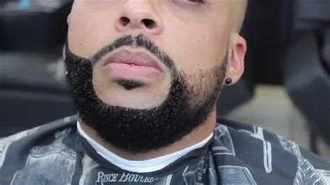 Hey dons and divasi received these 3 units from www.blackhairspray.comthis is my honest review and i must say enjoyed these pieces watch and comment on. BIGEN DYE | BEARD LINE UP - YouTube