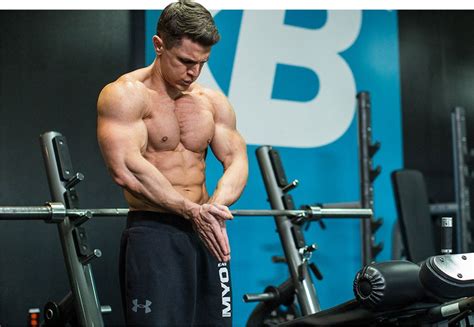 Build A Bigger Better Chest With Isometrics Chest And Tricep