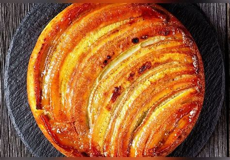 Cyril Lignac voici le secret de son gâteau à la banane façon tatin c