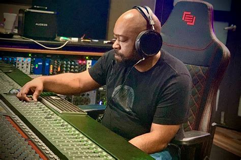 Audeze Chats With Mixing And Mastering Engineer Devin Johnson