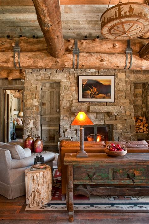 Whites, bones, blues, greens and yellows are all traditionally used in country living rooms. Gorgeous Rustic Living Room Design Ideas | Interior God