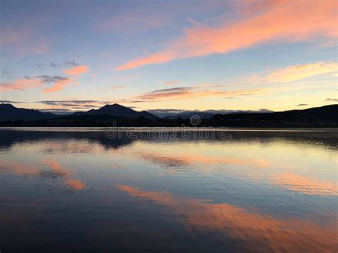 Sunrise At Lake Wanaka New Zealand Stock Photo Image Of Scenic