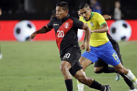 Le costó reaccionar a colombia. Selección Peruana: Perú vs. Colombia: posible alineación ...