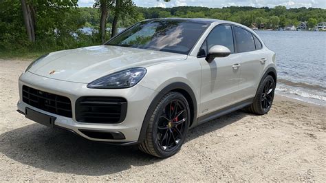 Fast Sleek 2021 Porsche Cayenne Gts Coupe Spices Up Suv Race With