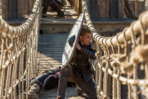 Regarder la serie vikings saison 4 episode 11 vf en streaming et gratuit en une bonne qualité. Vikings Season 4 Episode 19 Review: On The Eve - TV Fanatic