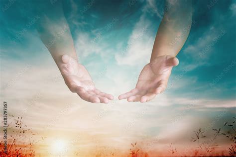 The Hand Opened Up From Heaven To Welcome Prayer To God Background