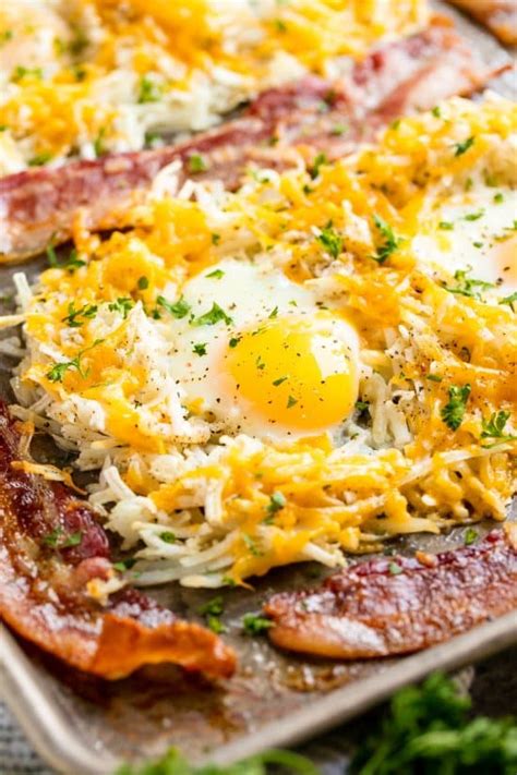 One Pan Breakfast Bake With Bacon Hash Browns And Eggs