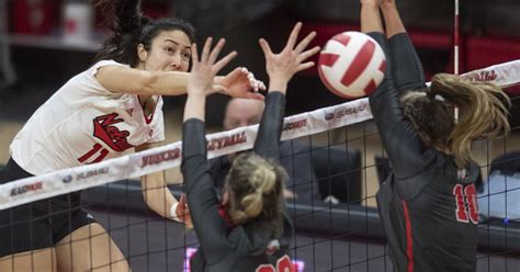 All American Lexi Sun To Use Ncaas Eligibility Waiver Return To Huskers For Another Season