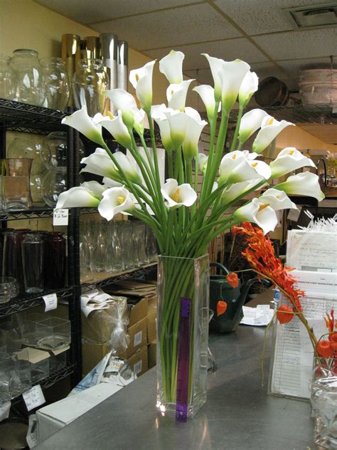 Talk About Wow Factor How Stunning Is This Calla Lilies Arrangement