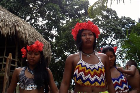 Embera Girls Candid Shot Of Native Embera Agers In 31 Min Video