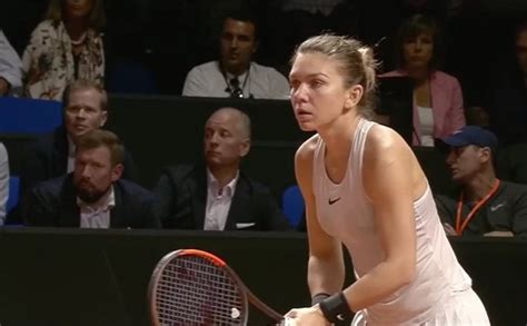 Simona Halep şi Sorana Cîrstea calificate în turul 2 la Madrid Epoch