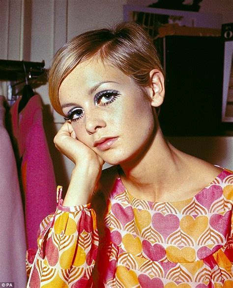 Twiggy Goes Heavy On The Millennial Pink