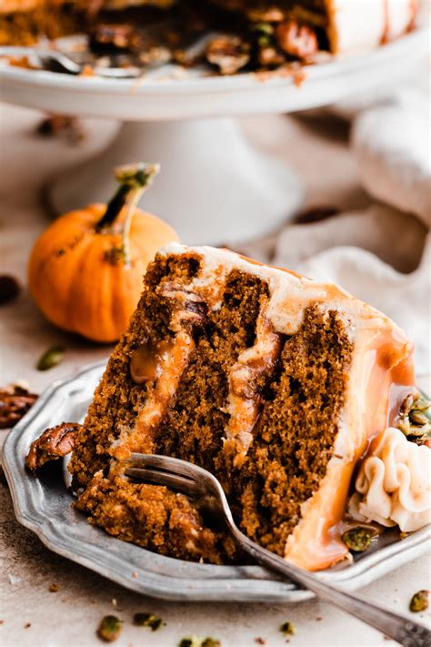 Ultimate Pumpkin Cake With Salted Caramel And Candied Pecans Blue Bowl
