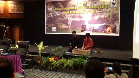 Ia mempunyai 12 tali tangsi. Canang Kayu, Talempong Kayu, Talempong Unggan - YouTube