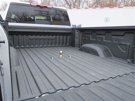 The shocker hitch is a heavy duty unit that in most cases exceeds factory receiver hitch weight capacities, therefore it is imperative that you always read and follow the tongue and towing weight recommendations of the receiver hitch that is mounted on your tow vehicle. 2020 GMC Sierra 2500 B&W Turnoverball Underbed Gooseneck ...