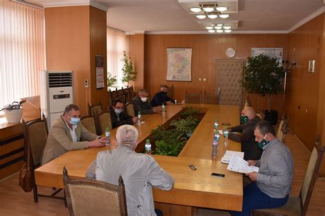 Ръководството на Община Разград се срещна с представители ...