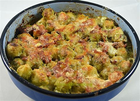 Choux de Bruxelles gratinés au parmesan Diner Brussel Sprout Parmesan