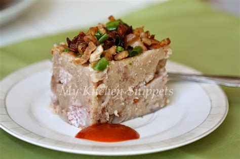 Contextual translation of taro root into malay. My Kitchen Snippets: Steamed Savory Yam (Taro) Cake/Orr Kueh