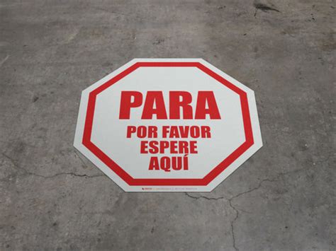 Stop Please Wait Here Spanish Floor Sign