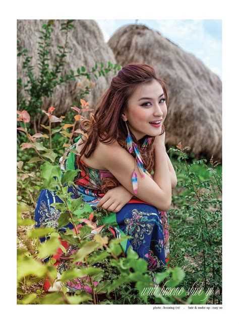 Wut Hmone Shwe Yi Beautiful Model