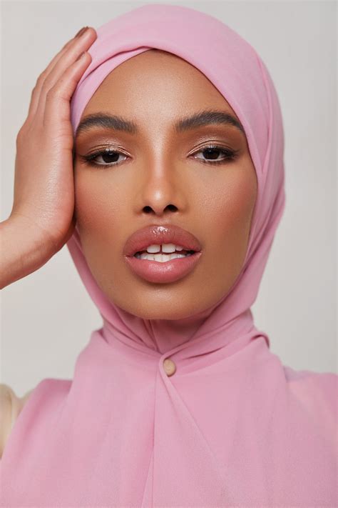 essential chiffon hijab bridal pink