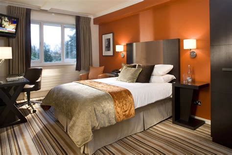 This would make the perfect paint for a master bedroom, adorned with modern embellishments. Fabulous Orange Bedroom Decorating Ideas and Designs (With ...