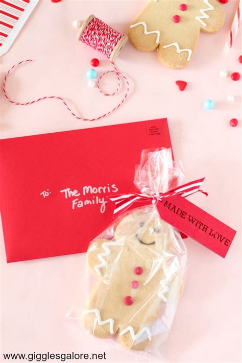 Need to redeem an award? Sweet Holiday Themed Gifts with Hallmark - Giggles Galore