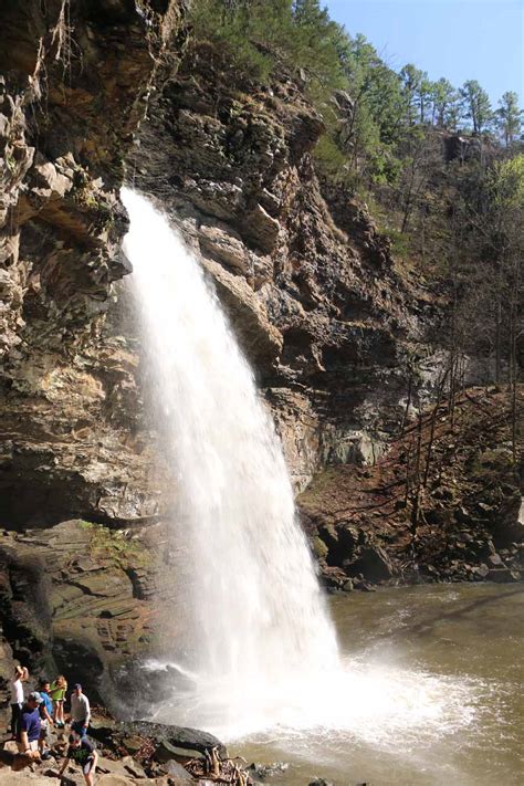 Cedar Falls The Most Attractive Waterfall In Arkansas