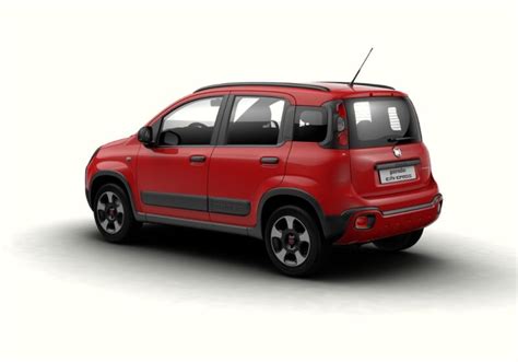 Fiat Panda Hybrid City Cross S S Cv Rosso Amore Km A Soli