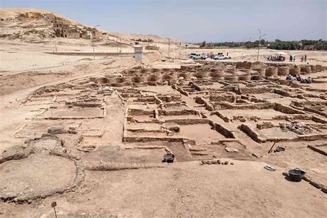 3 000 Year Old Lost Golden City Found In Good Condition In Egypt