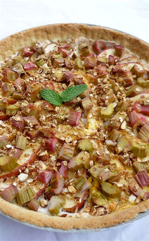 1 mois pour apprendre à cuisiner sans gaspiller. Recette - Tarte pomme rhubarbe | 750g | Recette | Tarte ...