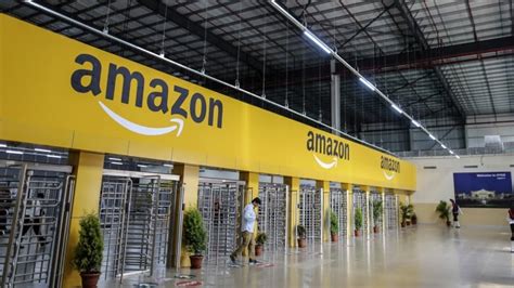 HQ2, eh? Amazon draws bids from Canadian cities to be online seller's ...