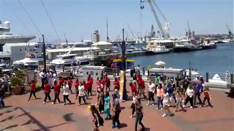 Flash Mob Water Front Youtube