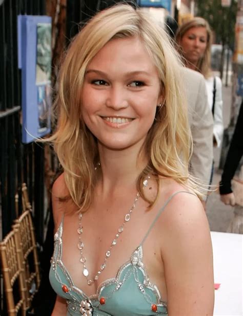 Julia Stiles Sexy And Hot Bikini Pictures Hot Celebrities Photos