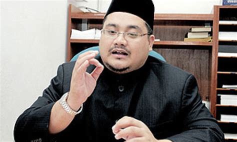 Menurutnya, berlaku khilaf di kalangan ulama sama ada wajib atau tidak kerana hukum zakat pendapatan ini hanya dilihat dari amalan para sahabat. Simpanan kanak-kanak lebih RM13,968 wajib zakat - Indahnya ...