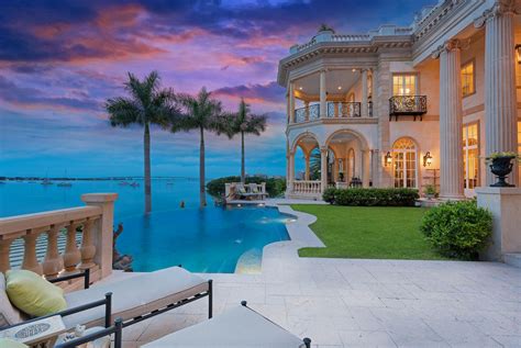 Stunning 23000 Square Foot Waterfront Mansion In Sarasota Fl Homes