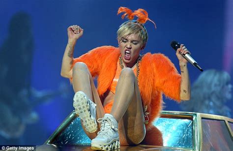 Miley Cyrus Finishes The Last Ever Show For Her Bangerz Tour In