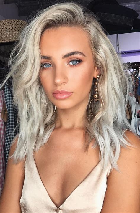 Pinterest Deborahpraha ♥️ Platinum Blonde Hair Color Platinum Blonde Hair Color Haircuts For