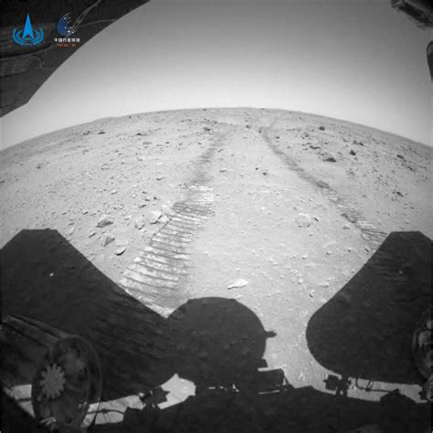 Watch The Moment Chinas Zhurong Rover Lands On Mars Hear It Truckin