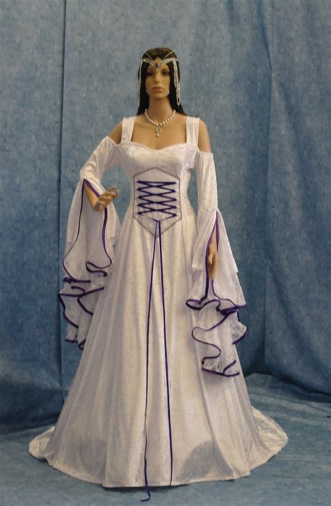 Medieval Gowns | DressedUpGirl.com