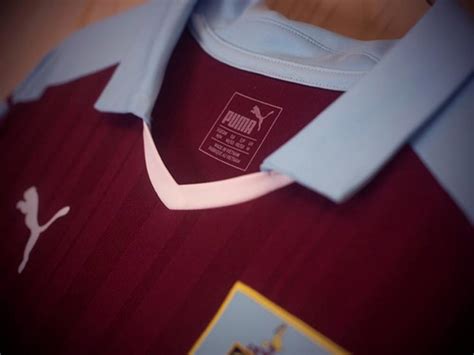 The compact squad overview with all players and data in the season overall statistics of current season. Burnley Trikot / Burnley FC 19-20 Auswärtstrikot Enthüllt ...