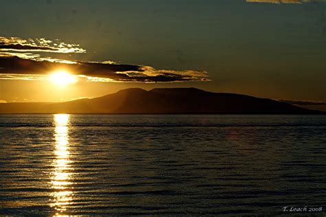 A photo went viral in 2020 depicting a rock formation in the shape of a sleeping woman atop a mountain in alaska. Sunset over Mount Susitna (Sleeping Lady) | Caught this ...
