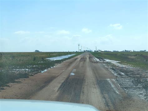 Tornadoes, large hail and flooding rain (1 May 2024)