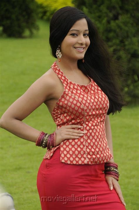 Preetika Rao Latest Stills Hotstillsupdate Latest Movie Stills Actress Actor Images Wallpapers