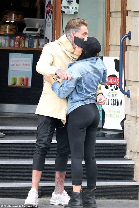 The relationship did not last but the two costars have remained close friends with aaron standing up for. Marnie Simpson hugs ex Aaron Chalmers outside a cafe ...