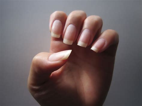 How To Grow Beautiful And Healthy Nails Naturally Healthy Nails Long Nails Natural Nails