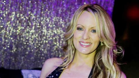 Stormy Daniels Sues Saying Trump Never Signed ‘hush Agreement The New York Times